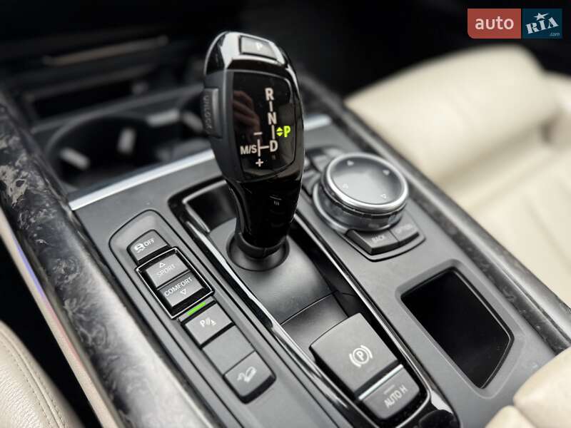 Внедорожник / Кроссовер BMW X5 2014 в Киеве