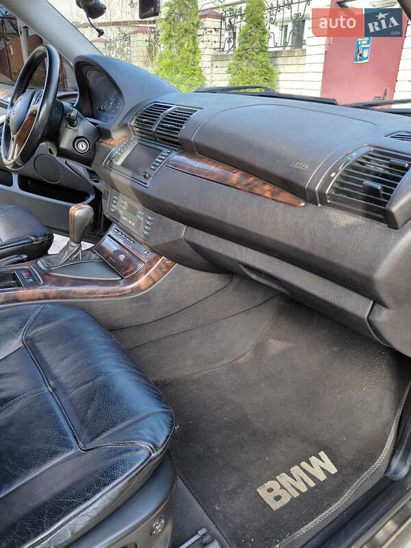 Внедорожник / Кроссовер BMW X5 2002 в Днепре