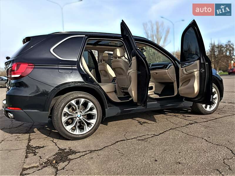 Внедорожник / Кроссовер BMW X5 2015 в Одессе