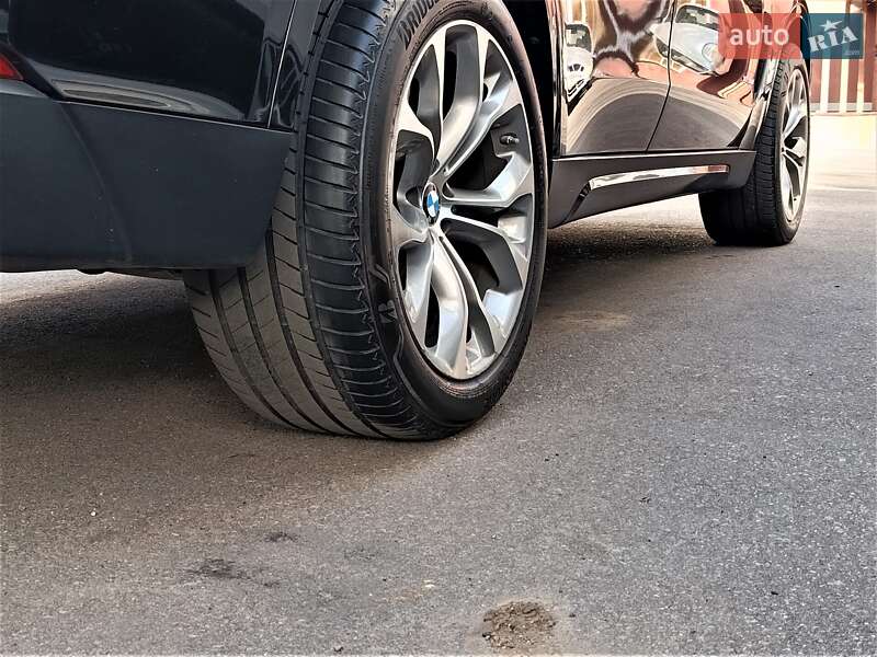Внедорожник / Кроссовер BMW X5 2015 в Одессе