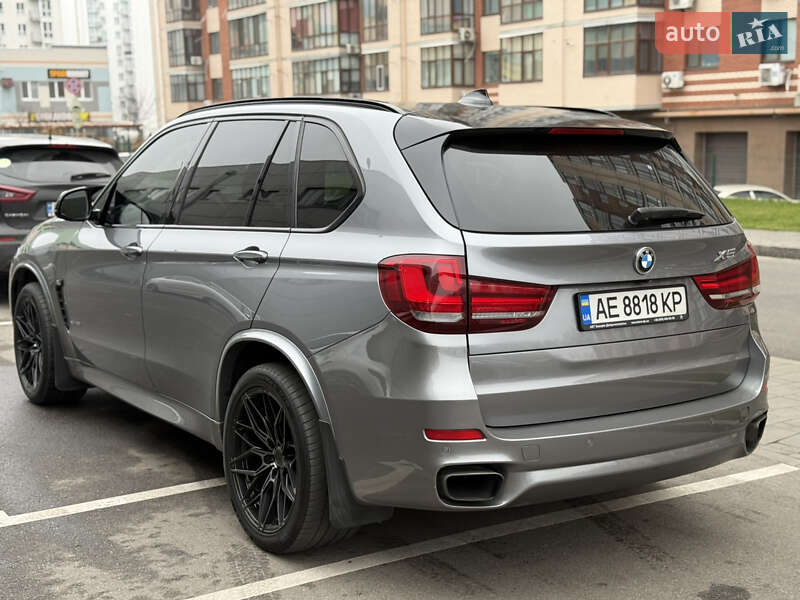 Внедорожник / Кроссовер BMW X5 2016 в Днепре