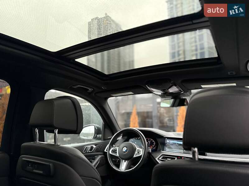 Внедорожник / Кроссовер BMW X5 2019 в Киеве