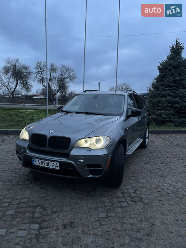 Внедорожник / Кроссовер BMW X5 2012 в Первомайске