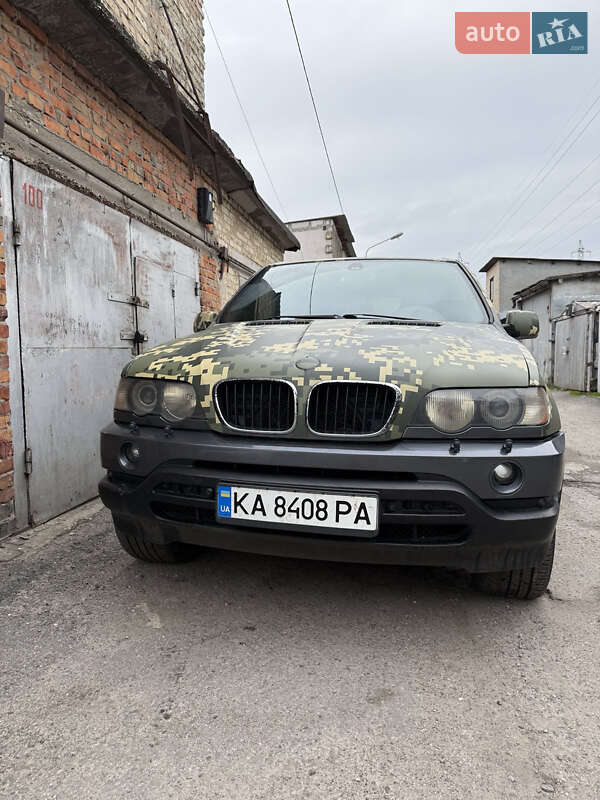 Внедорожник / Кроссовер BMW X5 2002 в Киеве
