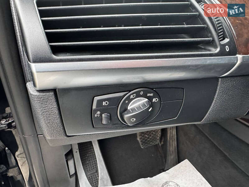 Внедорожник / Кроссовер BMW X5 2010 в Днепре фото 12 Внедорожник / Кроссовер BMW X5 2010 в Днепре
