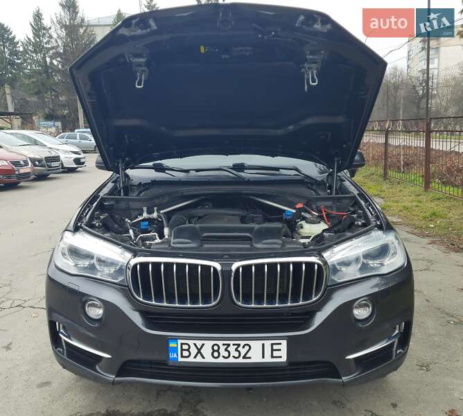 Внедорожник / Кроссовер BMW X5 2017 в Хмельницком