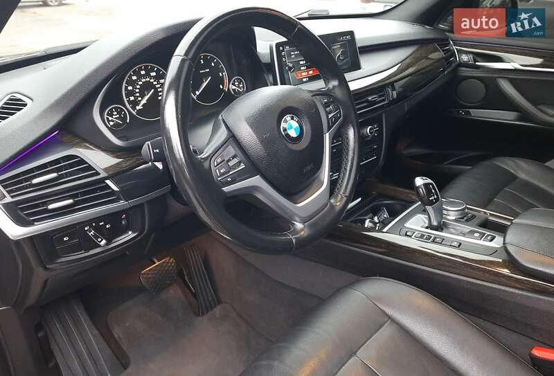 Внедорожник / Кроссовер BMW X5 2017 в Хмельницком