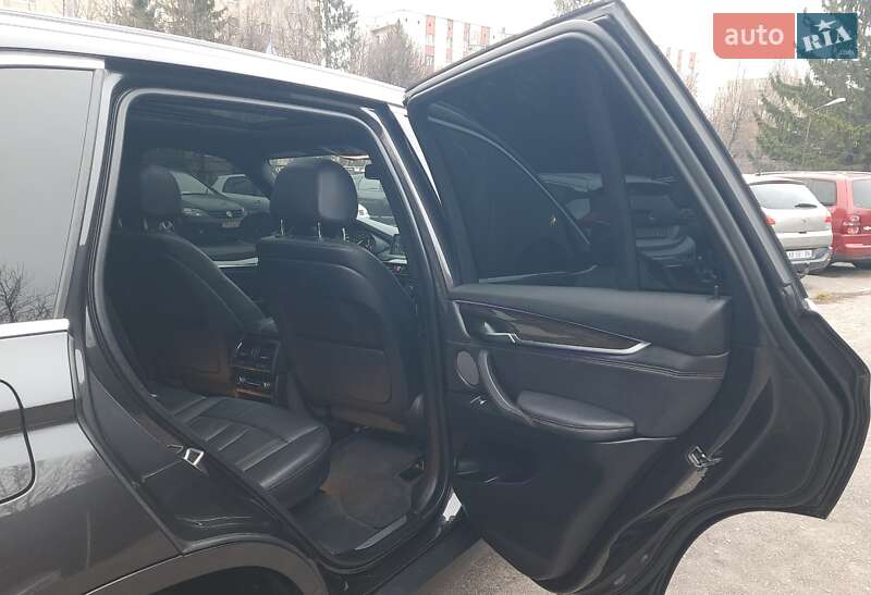 Внедорожник / Кроссовер BMW X5 2017 в Хмельницком