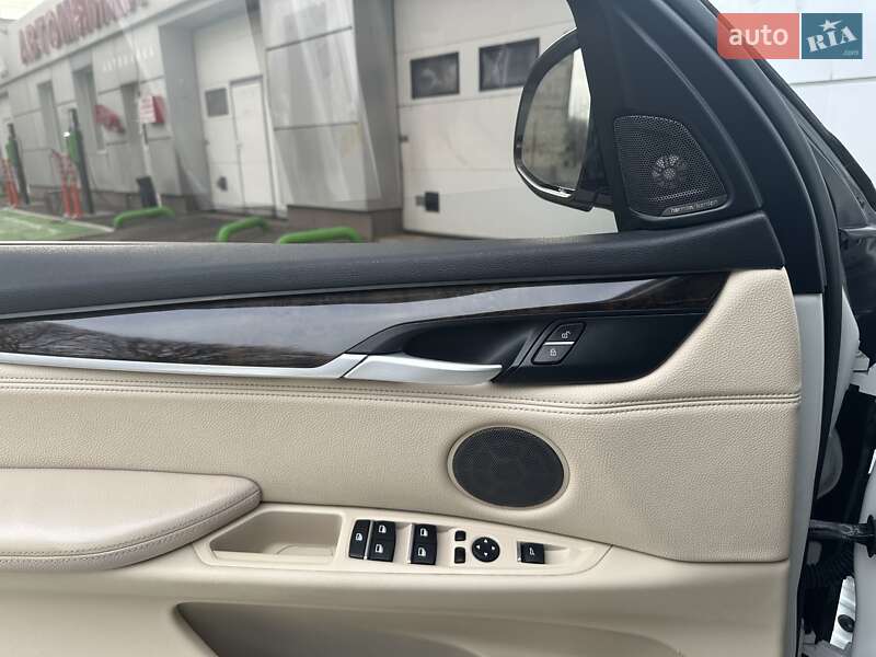 Внедорожник / Кроссовер BMW X5 2015 в Днепре