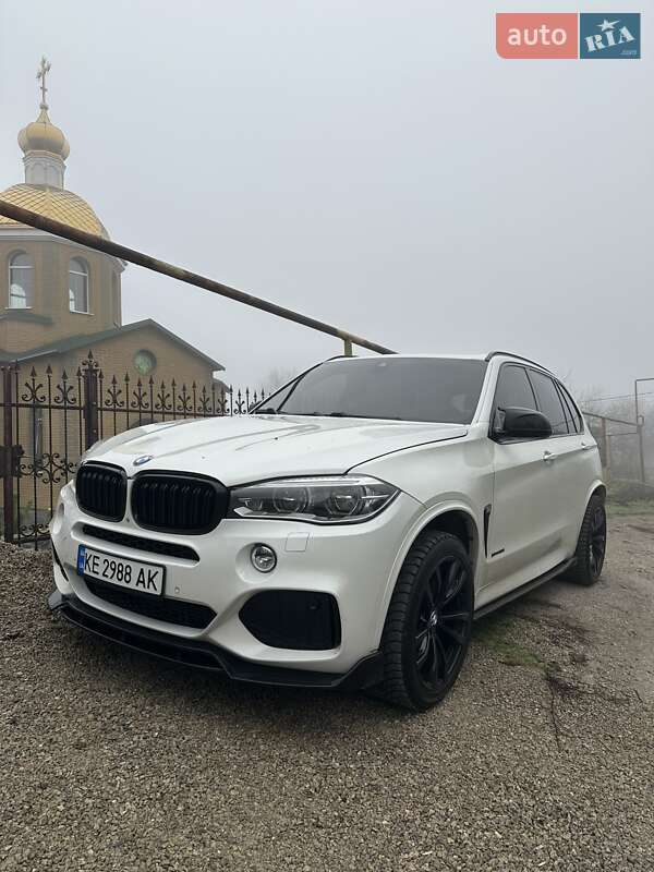 Внедорожник / Кроссовер BMW X5 2015 в Днепре