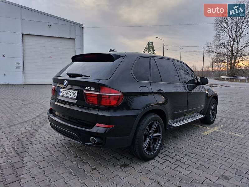 Внедорожник / Кроссовер BMW X5 2011 в Киеве