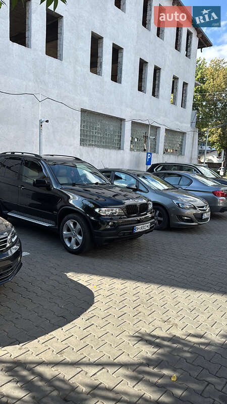 Внедорожник / Кроссовер BMW X5 2004 в Измаиле