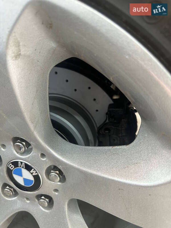 Внедорожник / Кроссовер BMW X5 2004 в Измаиле