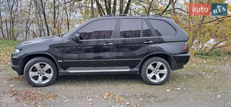 Внедорожник / Кроссовер BMW X5 2004 в Киеве