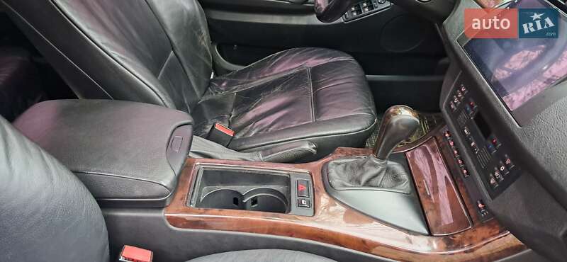 Внедорожник / Кроссовер BMW X5 2004 в Киеве