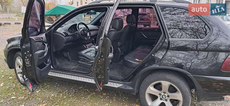 Внедорожник / Кроссовер BMW X5 2004 в Киеве