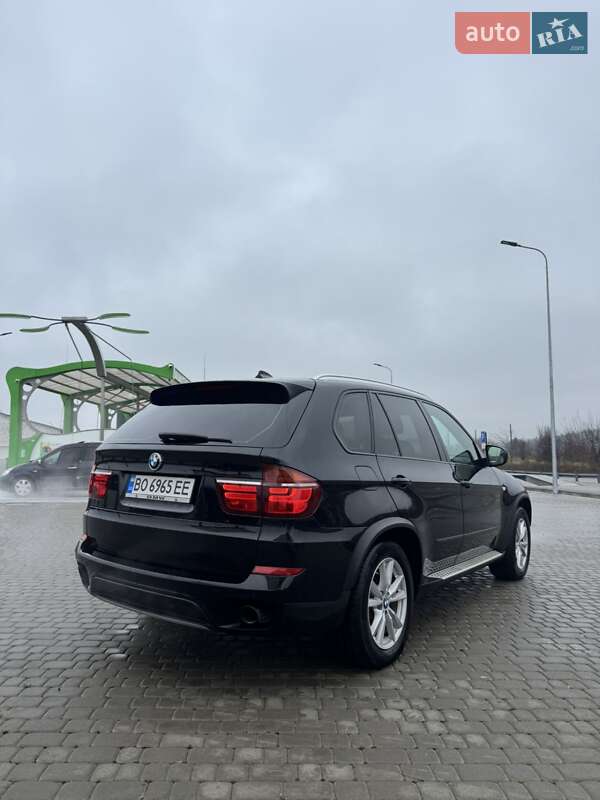 Внедорожник / Кроссовер BMW X5 2011 в Бережанах