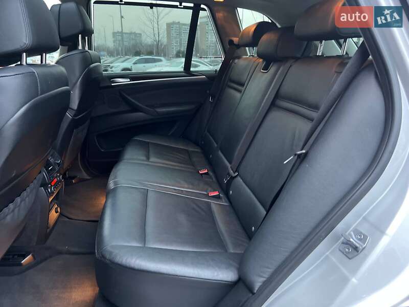 Внедорожник / Кроссовер BMW X5 2013 в Киеве