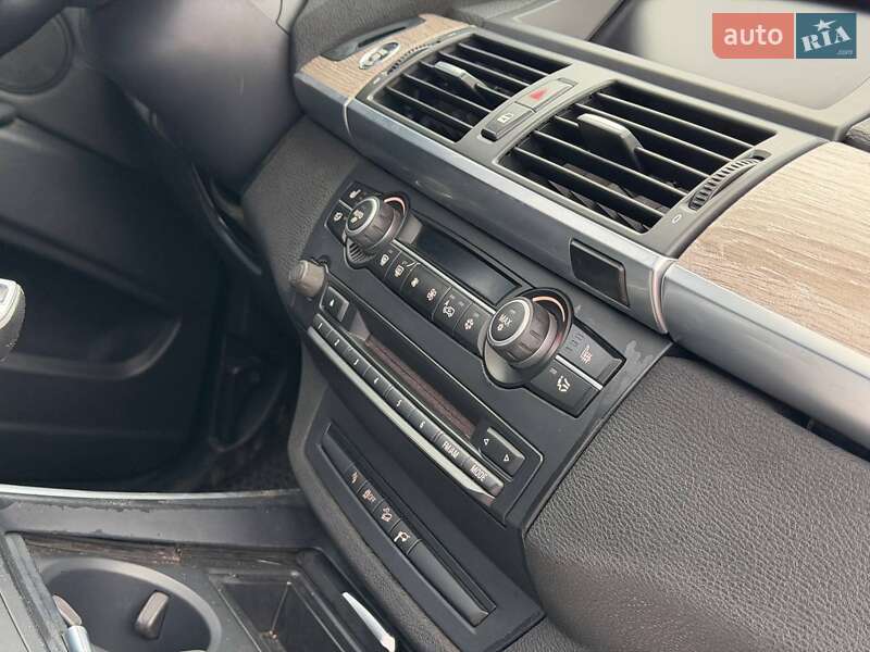 Позашляховик / Кросовер BMW X5 2013 в Охтирці