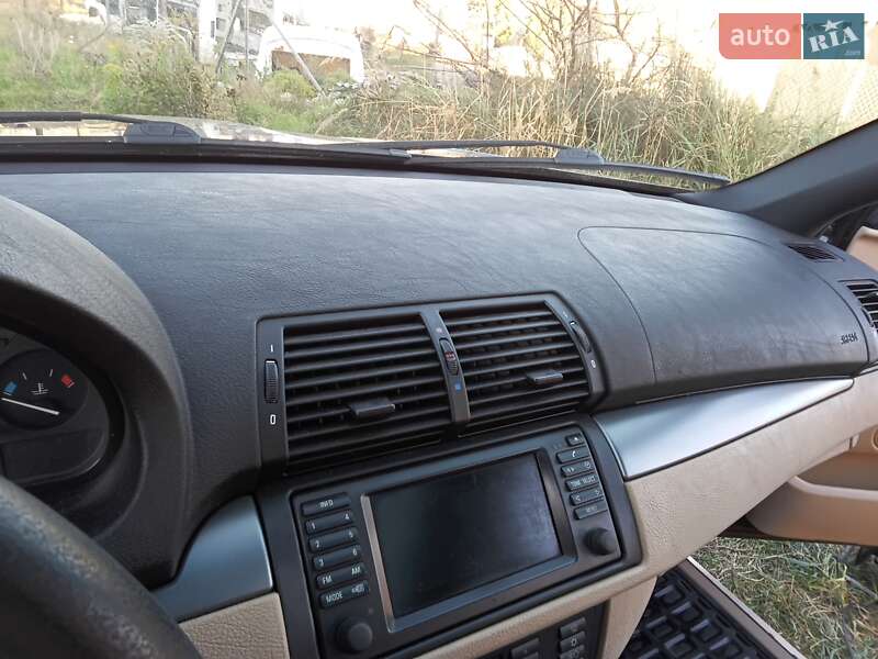 Внедорожник / Кроссовер BMW X5 2005 в Ковеле