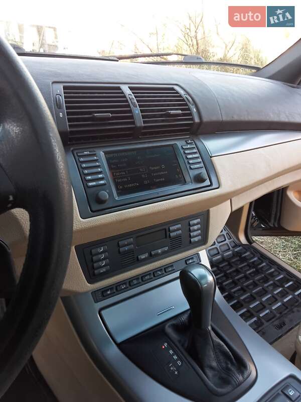 Внедорожник / Кроссовер BMW X5 2005 в Ковеле