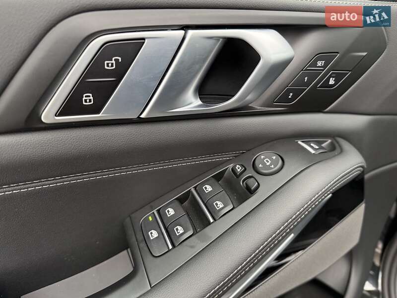 Внедорожник / Кроссовер BMW X5 2024 в Хмельницком