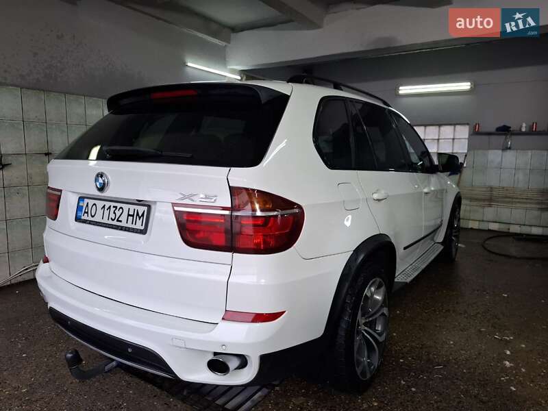 Внедорожник / Кроссовер BMW X5 2010 в Виноградове