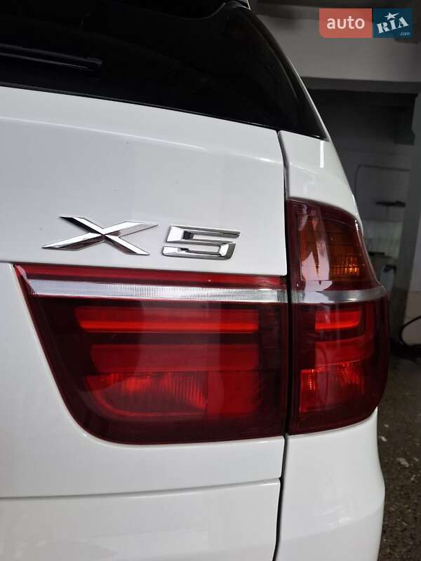 Внедорожник / Кроссовер BMW X5 2010 в Виноградове