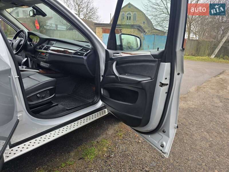 Внедорожник / Кроссовер BMW X5 2011 в Киеве фото 3 Внедорожник / Кроссовер BMW X5 2011 в Киеве