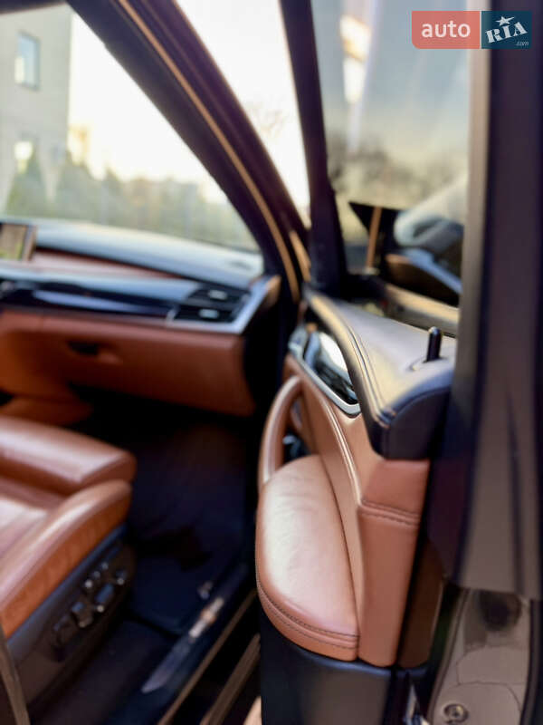 Внедорожник / Кроссовер BMW X5 2015 в Луцке