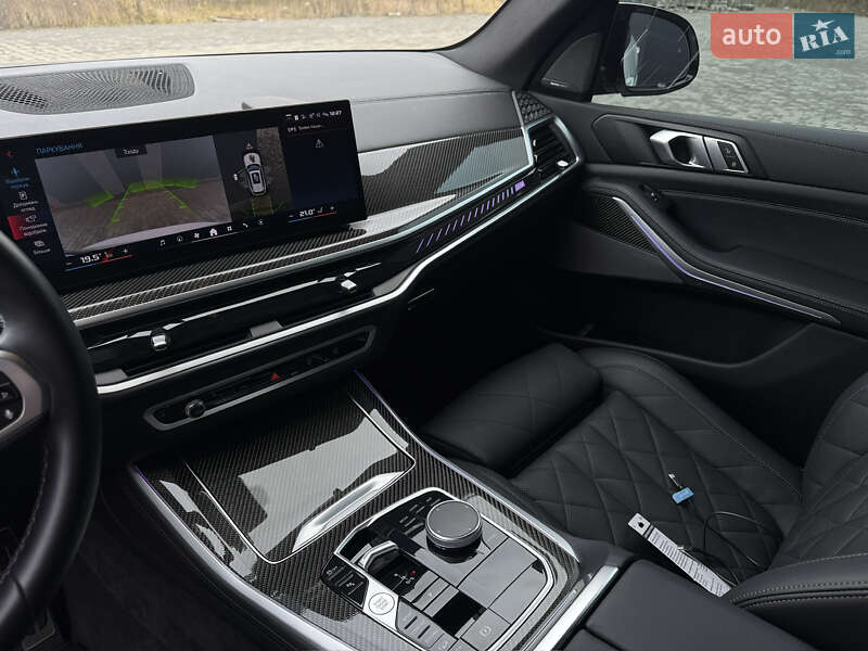 Внедорожник / Кроссовер BMW X5 2023 в Хмельницком