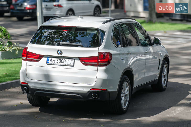 Позашляховик / Кросовер BMW X5 2014 в Києві