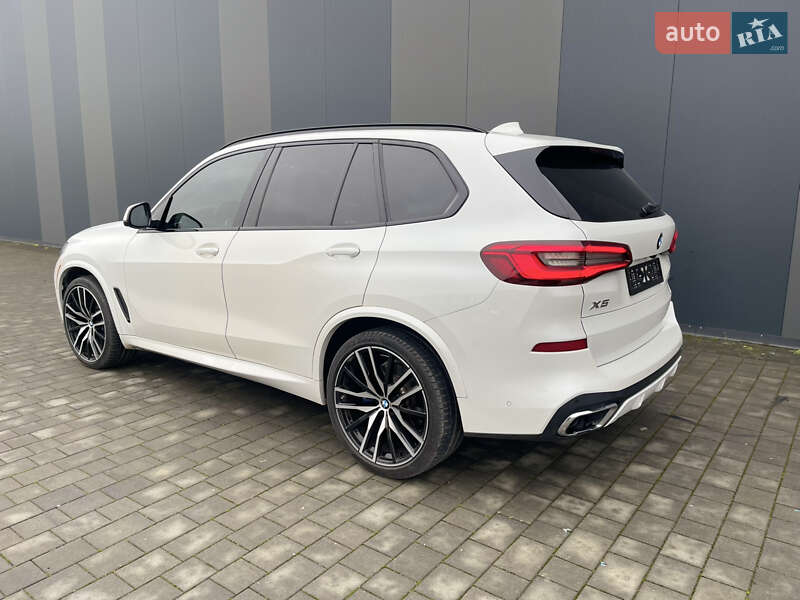 Внедорожник / Кроссовер BMW X5 2019 в Хмельницком