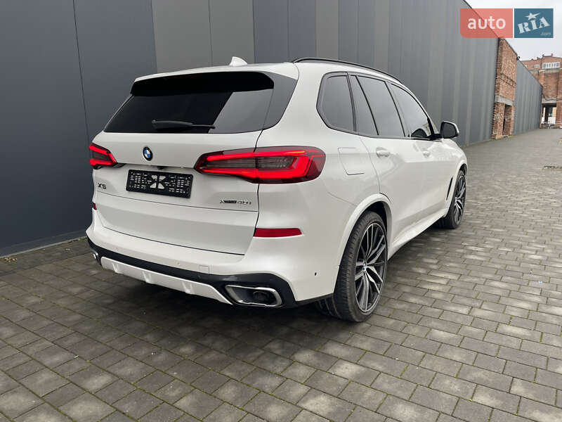 Внедорожник / Кроссовер BMW X5 2019 в Хмельницком