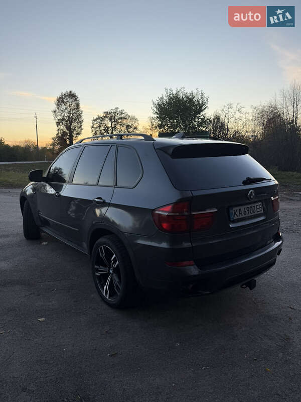 Внедорожник / Кроссовер BMW X5 2010 в Гайсине