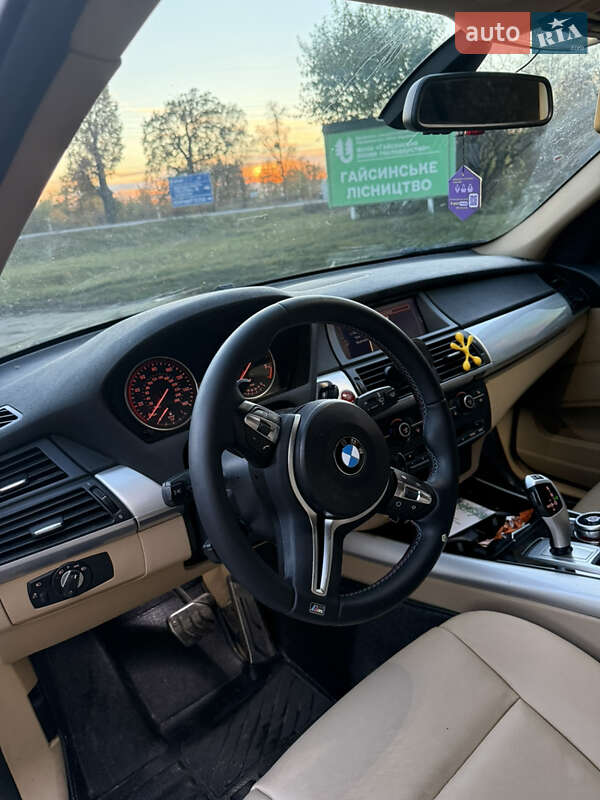 Внедорожник / Кроссовер BMW X5 2010 в Гайсине
