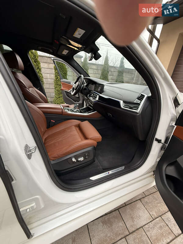 Внедорожник / Кроссовер BMW X5 2018 в Львове