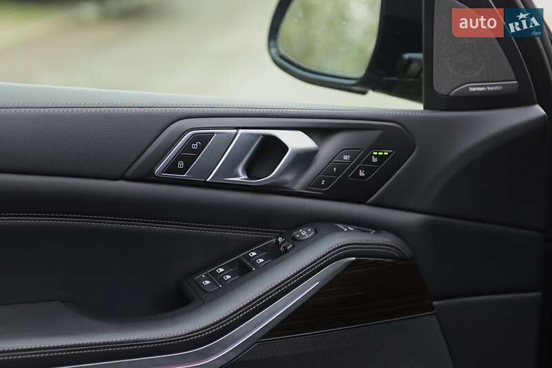 Внедорожник / Кроссовер BMW X5 2020 в Одессе