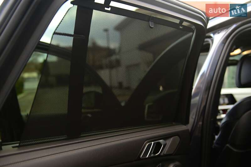 Внедорожник / Кроссовер BMW X5 2020 в Одессе