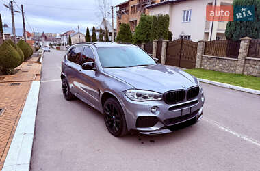 Позашляховик / Кросовер BMW X5 2014 в Чернівцях