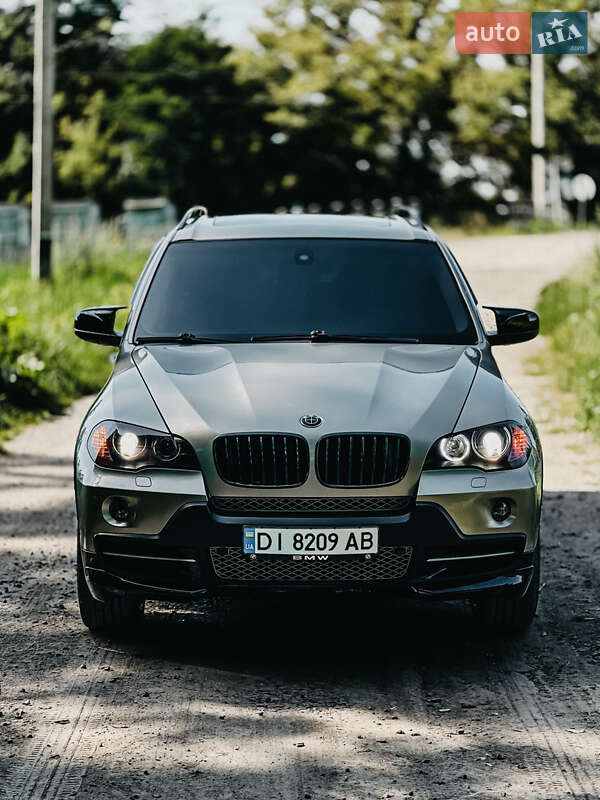 Внедорожник / Кроссовер BMW X5 2009 в Дубно