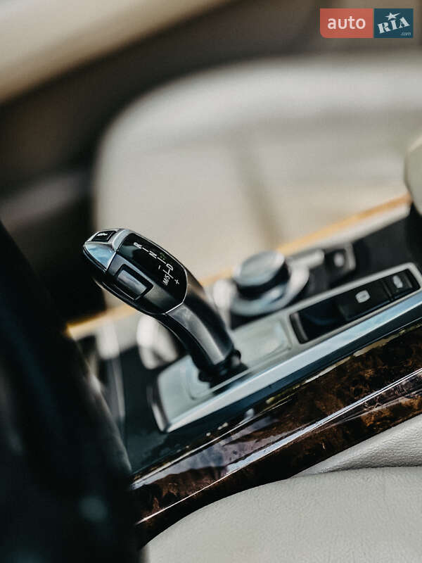 Внедорожник / Кроссовер BMW X5 2009 в Дубно