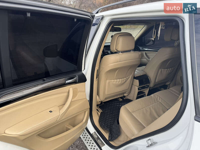 Внедорожник / Кроссовер BMW X5 2011 в Киеве фото 11 Внедорожник / Кроссовер BMW X5 2011 в Киеве
