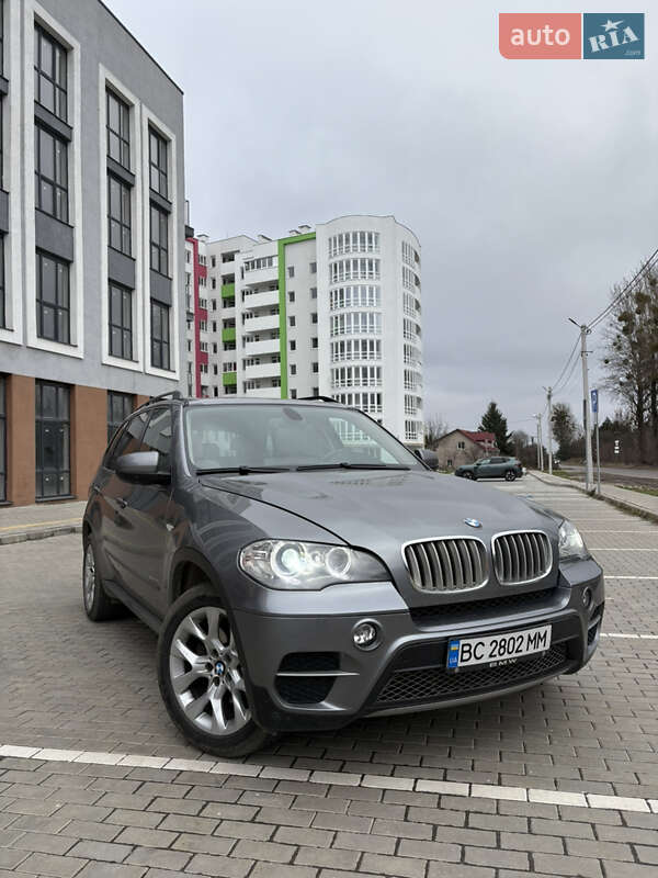Внедорожник / Кроссовер BMW X5 2012 в Львове