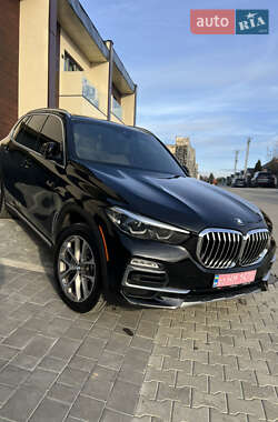 Внедорожник / Кроссовер BMW X5 2020 в Ужгороде