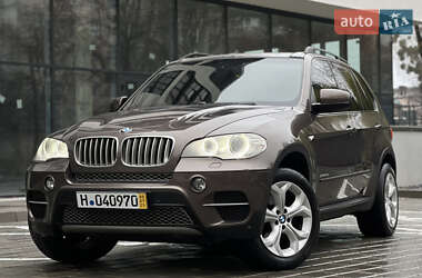 Позашляховик / Кросовер BMW X5 2010 в Рівному