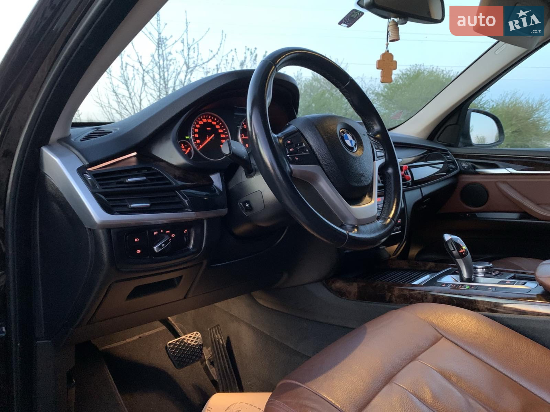 2015 BMW X5 - мініатюра 100