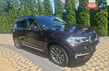 Позашляховик / Кросовер BMW X5 2015 в Луцьку