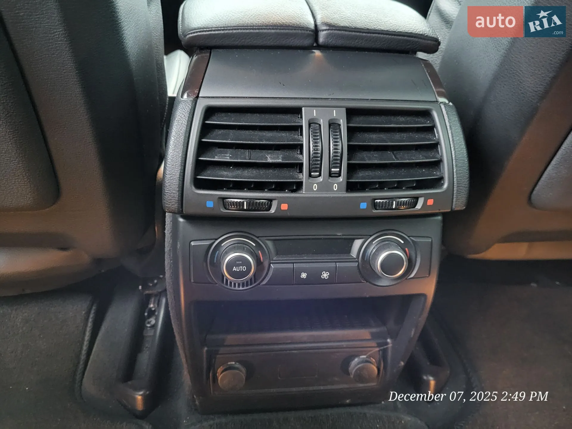 2011 BMW X5 - мініатюра 18
