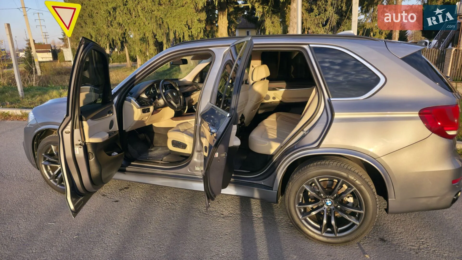 2015 BMW X5 - мініатюра 18